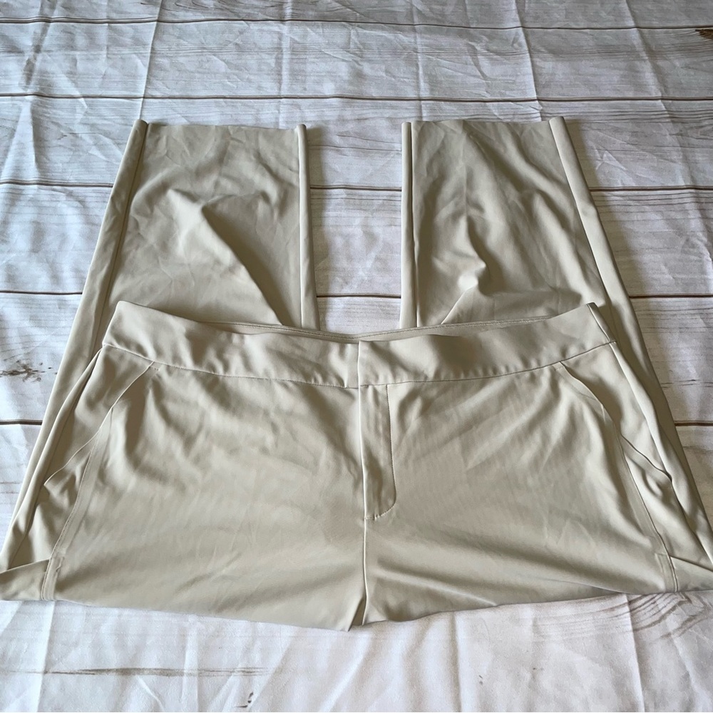 Athleta Stellar Straight Crop Pants Beige Size 24